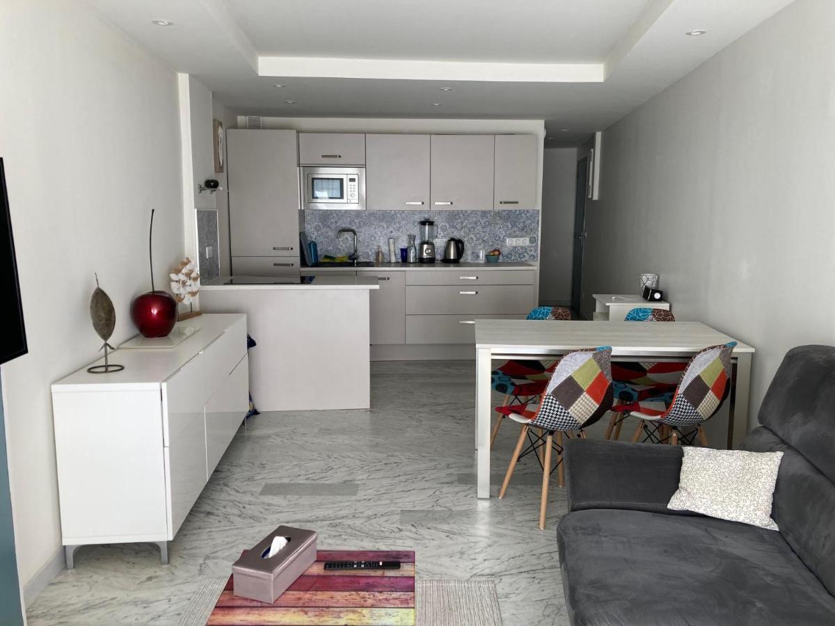 Ancre Bleue***, 1Ere Ligne Plage, Piscine, Clim. La Grande Motte Exteriör bild